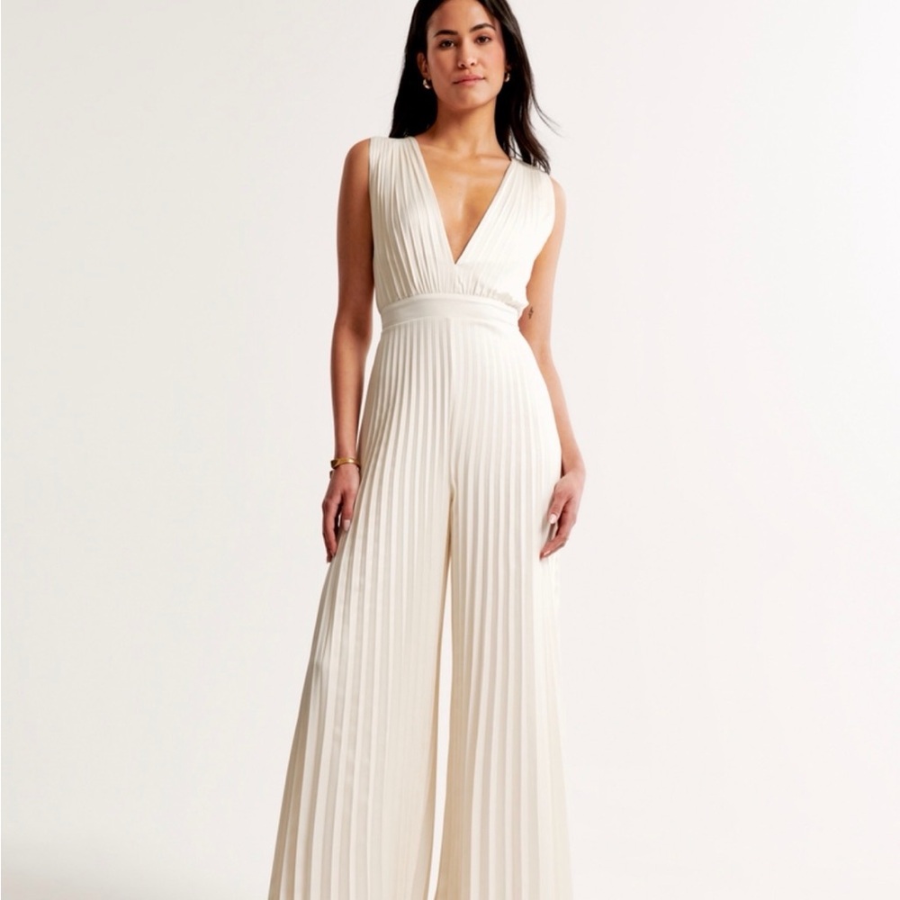 Abercrombie & Fitch Cream V-Neck Jumpsuit